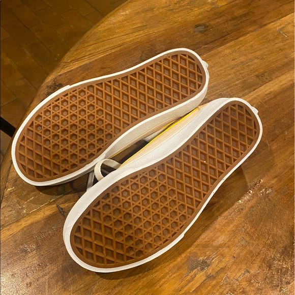 Old Skool Vans peach and yellow - Picture 4 of 6